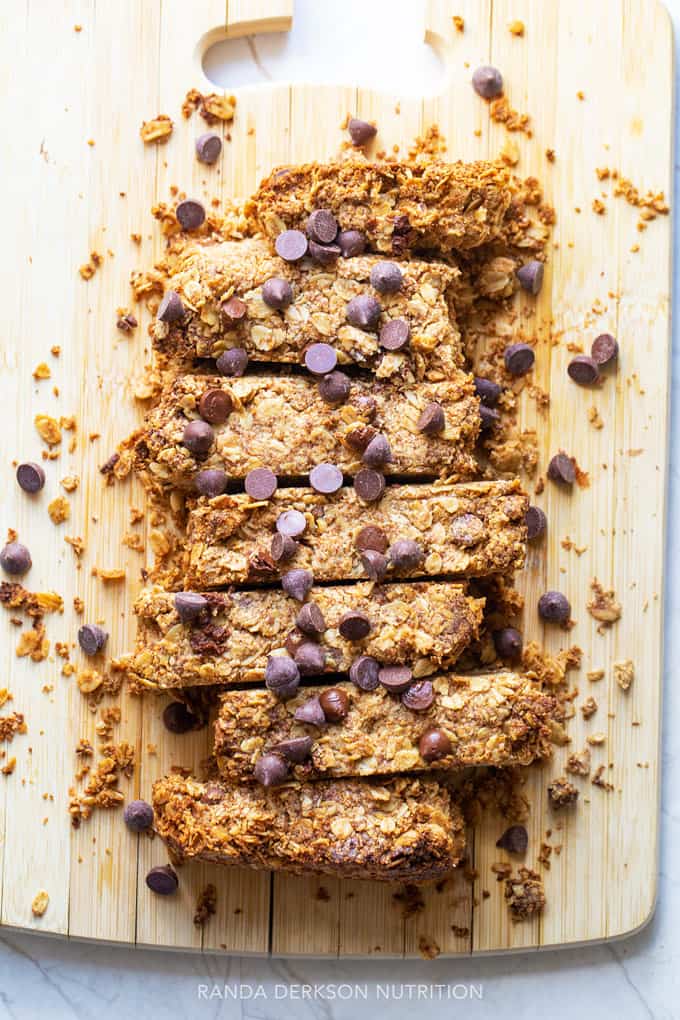 chocolate chip oatmeal bars sliced