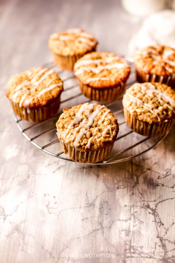 healthy apple muffins