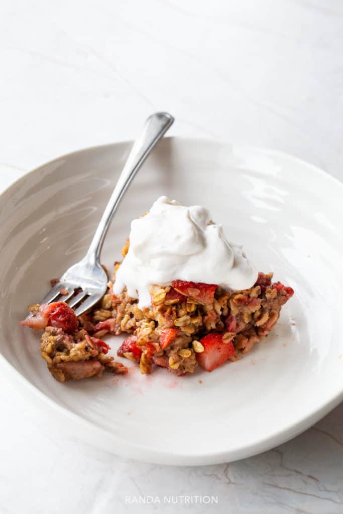 strawberry rhubarb casserole with coco whip