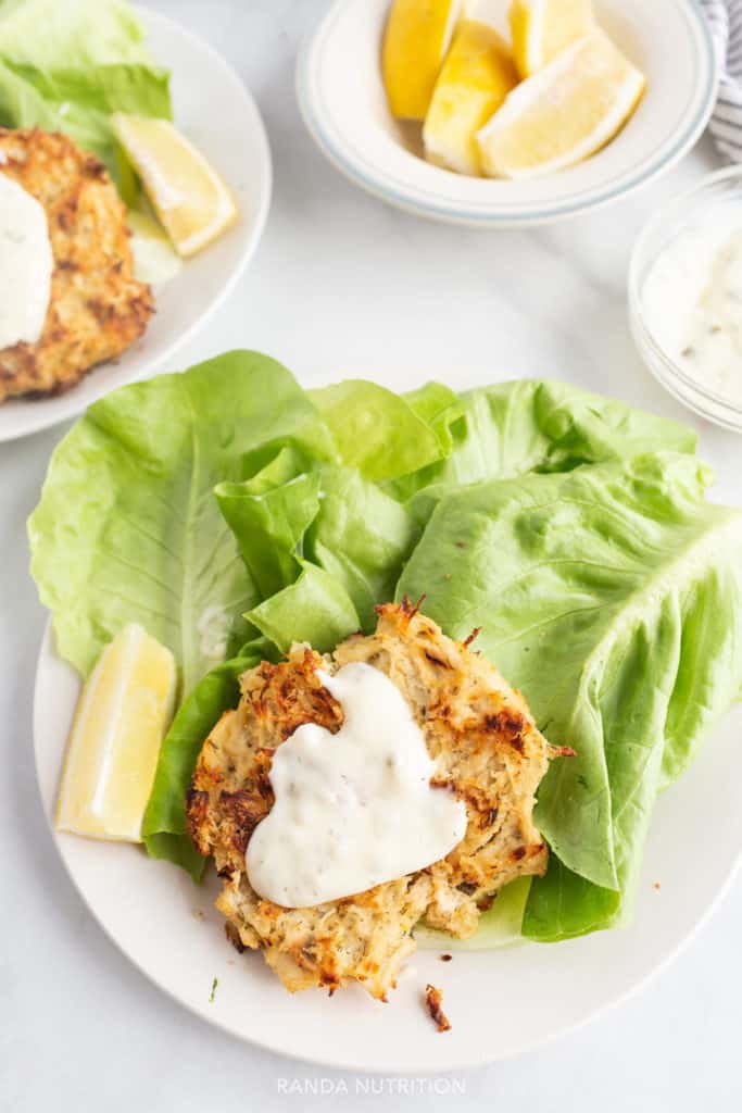 paleo baked crab patties with lemon