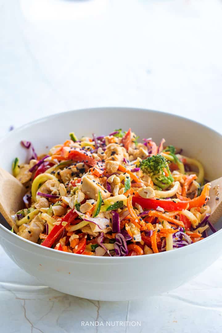 Thai Chicken Veggie Noodle Salad with Creamy Peanut Dressing | Randa ...