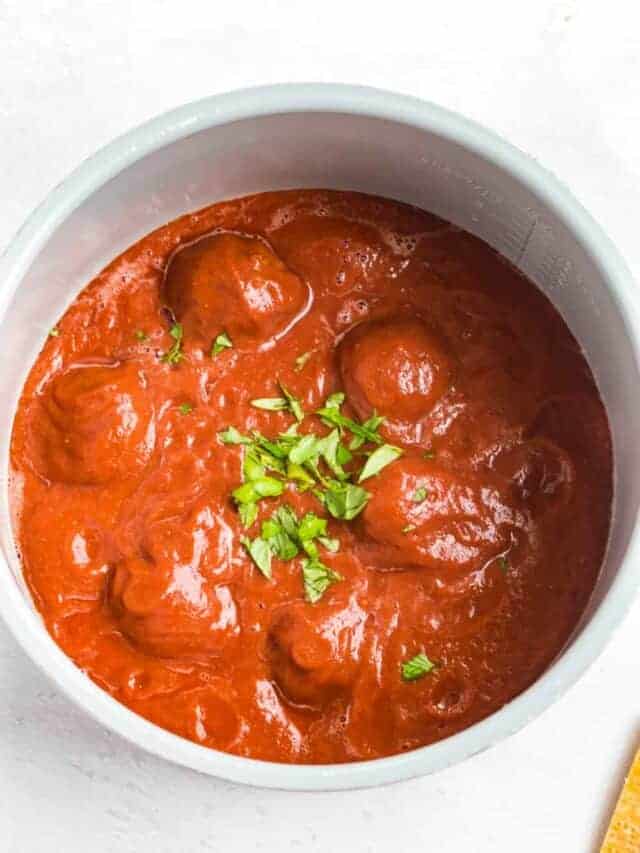 Best Ever Quick Marinara Sauce Recipe (Made in the Blender) Story