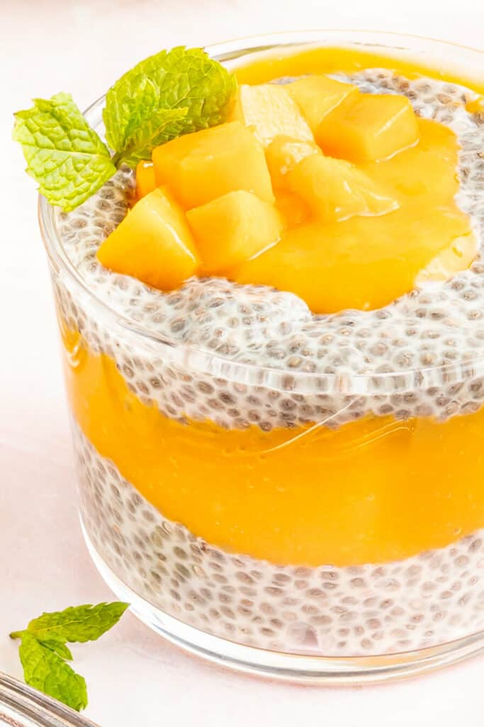 mango puree in chia pudding