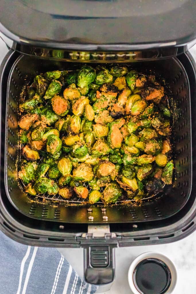 crispy air fried brussels sprouts