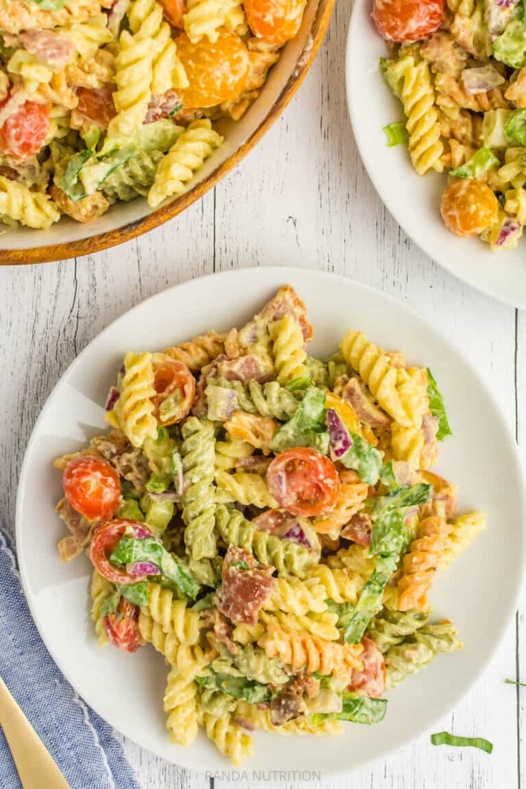 BLT Pasta Salad with Creamy Avocado Dressing | Randa Nutrition