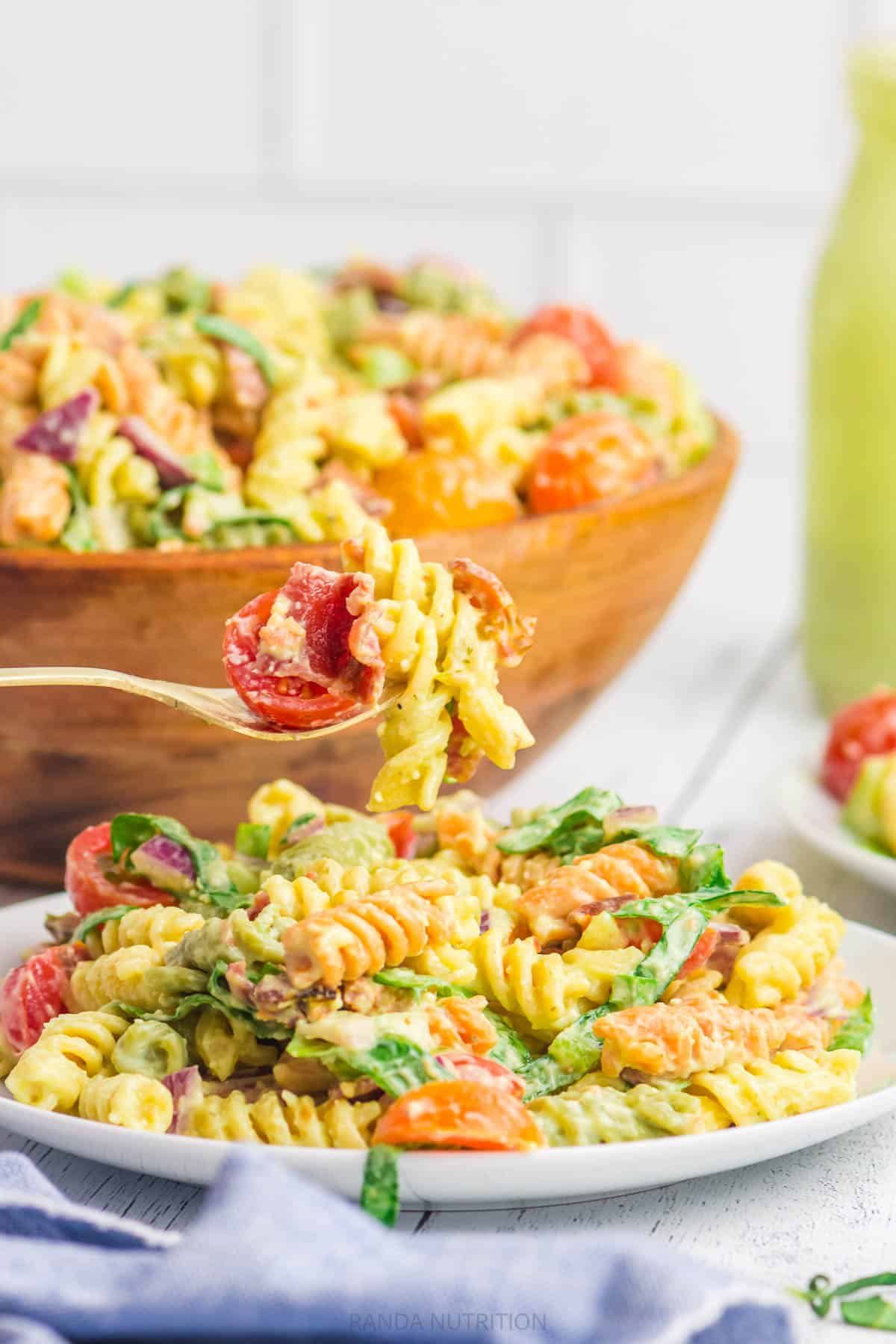 BLT Pasta Salad with Creamy Avocado Dressing | Randa Nutrition