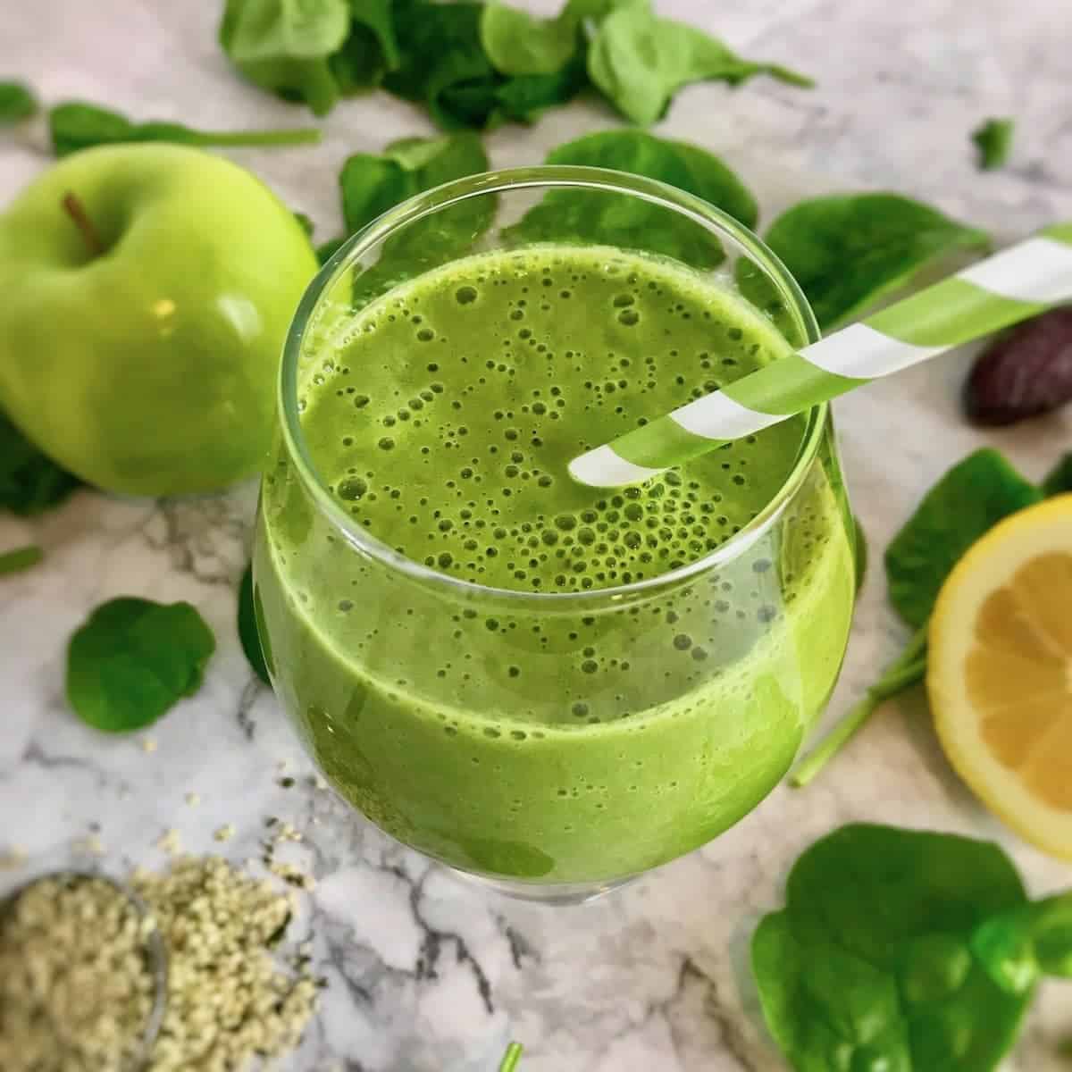 Spinach Apple Smoothie 4