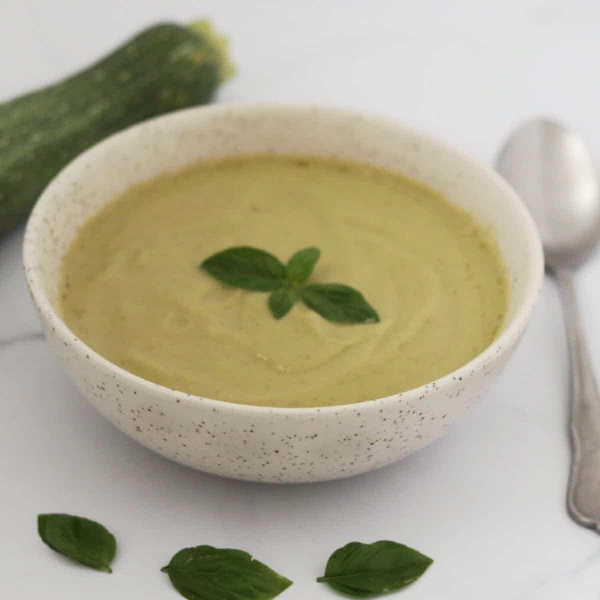 Vegan zucchini soup