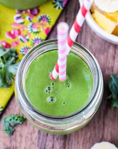 pineapple spinach smoothie featured