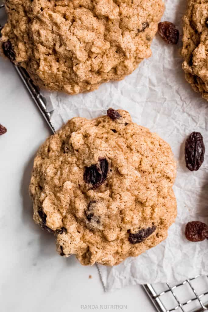 oatmeal cookies with bobs red mill 1:1