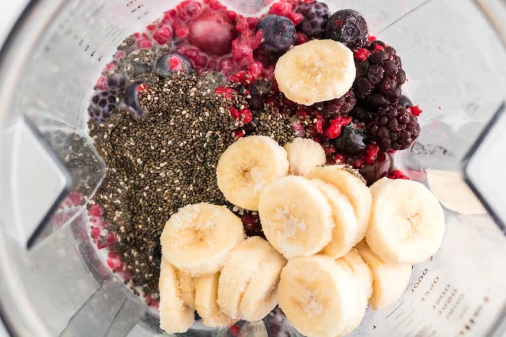 Mixed Berry Smoothie Bowl Randa Nutrition 