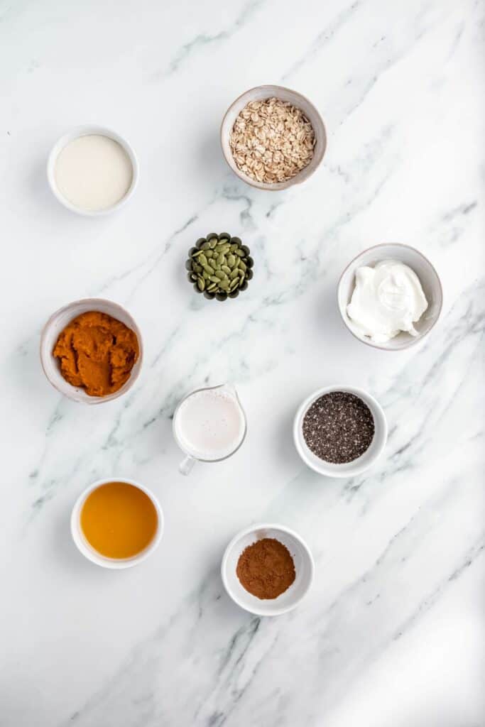 ingredients for pumpkin overnight oats