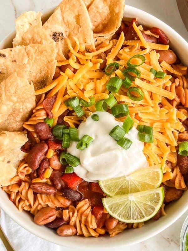 chili mac feature